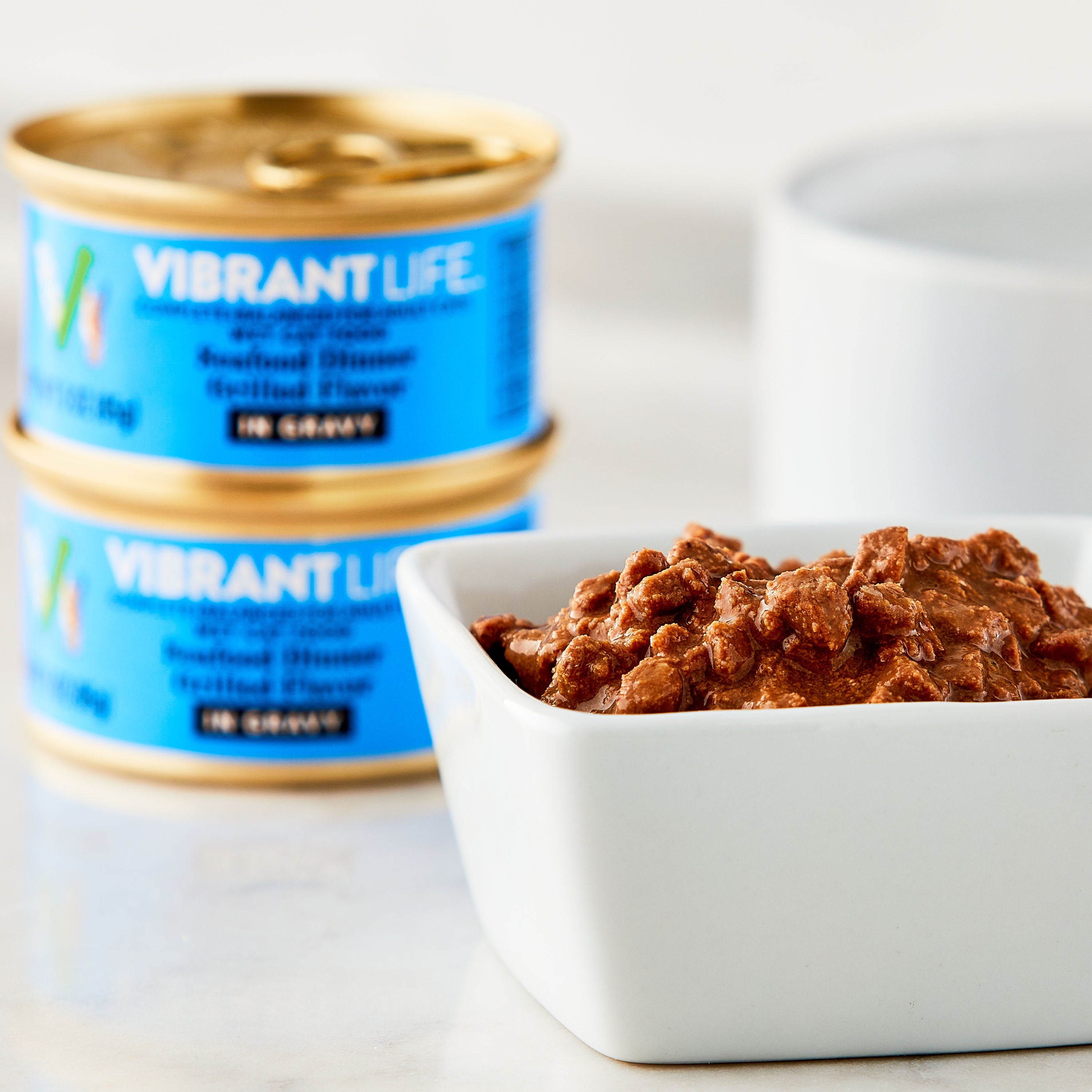 (8 pack) Vibrant Life Seafood Dinner Grilled Flavor in Gravy Wet Cat Food, 3 oz Can